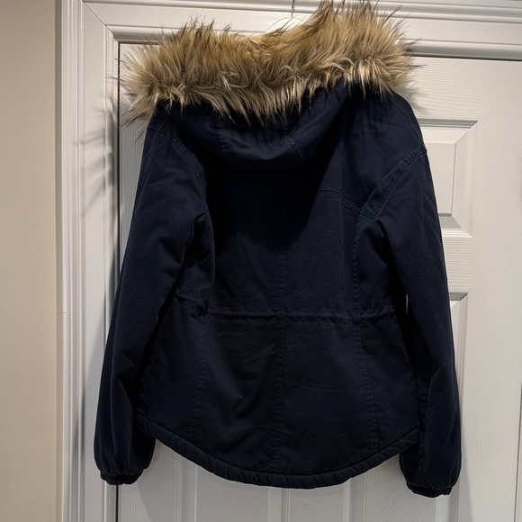 Hollister Navy Jacket with Faux Fur Hood sz S - Picture 7 of 14